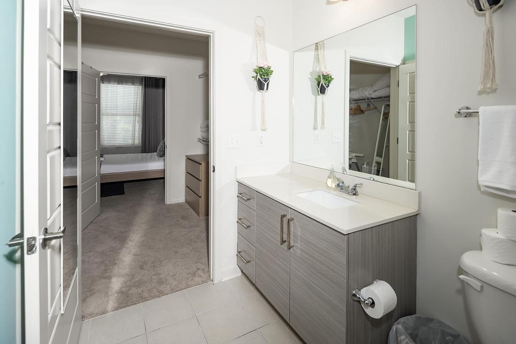 Uptown 4Th Ward Luxury Apt Year-Round Pool Charlotte Extérieur photo