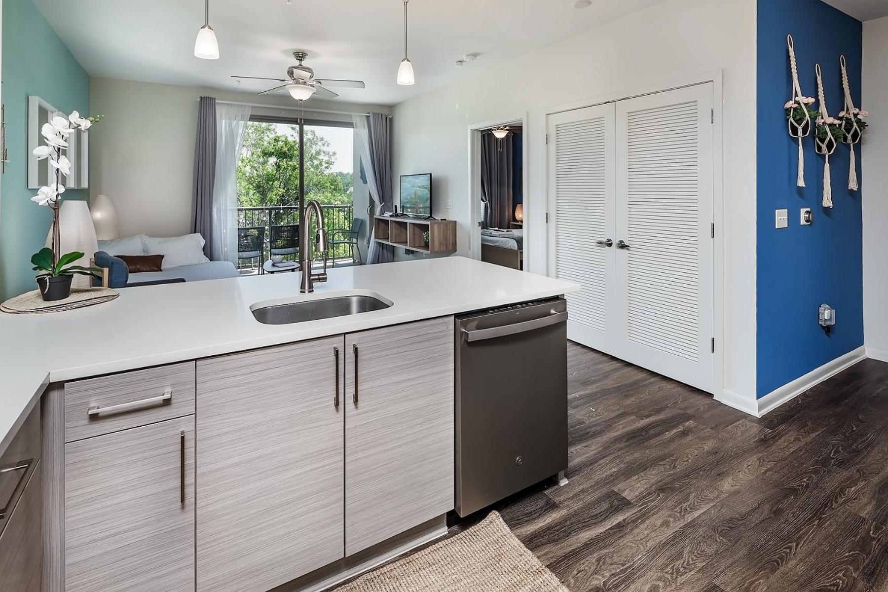 Uptown 4Th Ward Luxury Apt Year-Round Pool Charlotte Extérieur photo